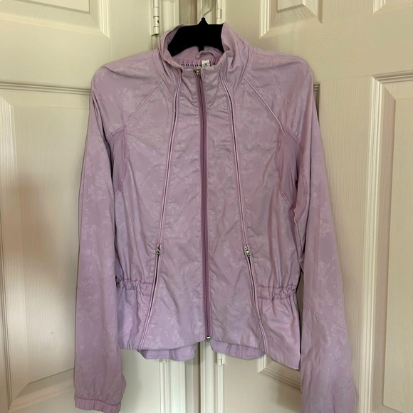 lululemon athletica Jackets & Blazers - Lululemon jacket. EUC. Size 8